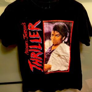 Michael Jackson THRILLER shirt ! 😱